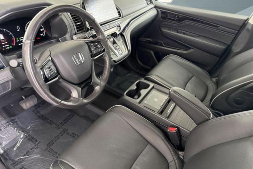 Platinum White Pearl 2025 Honda Odyssey Elite