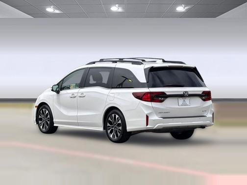 Platinum White Pearl 2025 Honda Odyssey Elite
