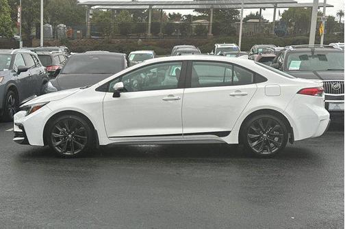 2025 Toyota Corolla SE