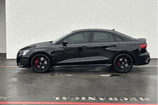 2022 Audi RS 3 TFSI quattro S tronic