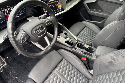 2022 Audi RS 3 TFSI quattro S tronic