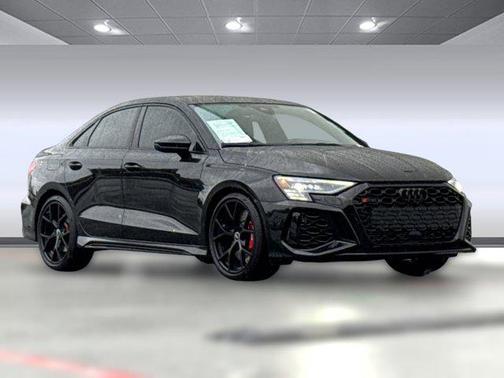 2022 Audi RS 3 TFSI quattro S tronic