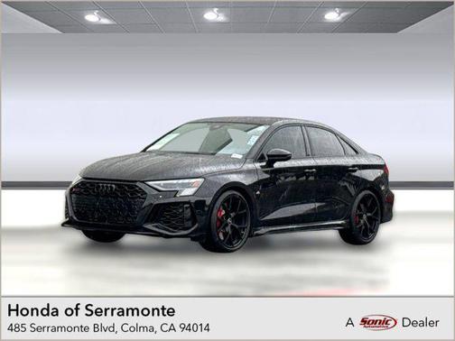 2022 Audi RS 3 TFSI quattro S tronic