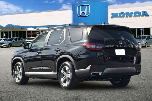Crystal Black Pearl 2026 Honda Pilot EX-L