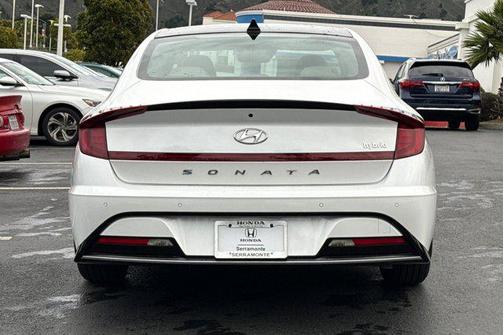 2022 Hyundai SONATA Hybrid Limited