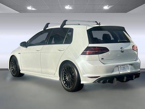 2017 Volkswagen Golf R 2.0T DSG