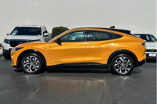 2022 Ford Mustang Mach-E Premium