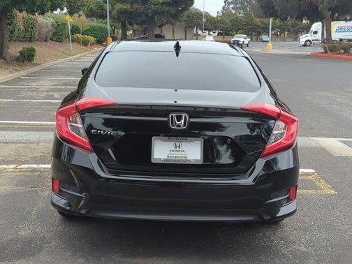 2018 Honda Civic EX