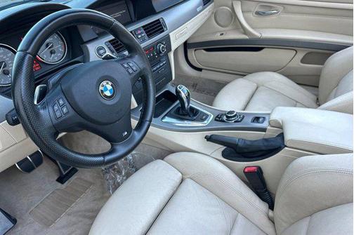 2011 BMW 335 335is