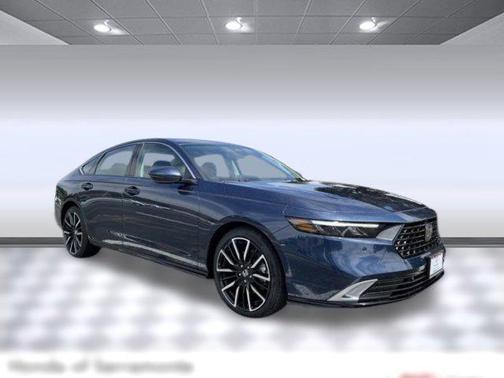 2025 Honda Accord Hybrid Touring