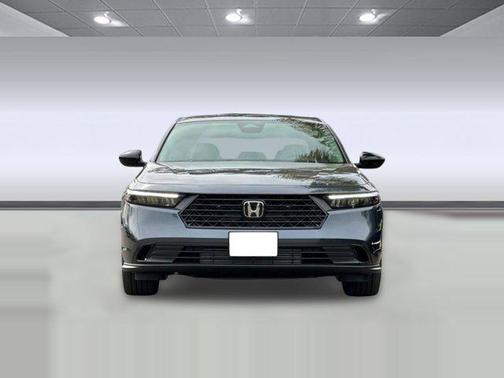 Meteorite Gray Metallic 2026 Honda Accord SE
