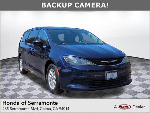 2017 Chrysler Pacifica LX