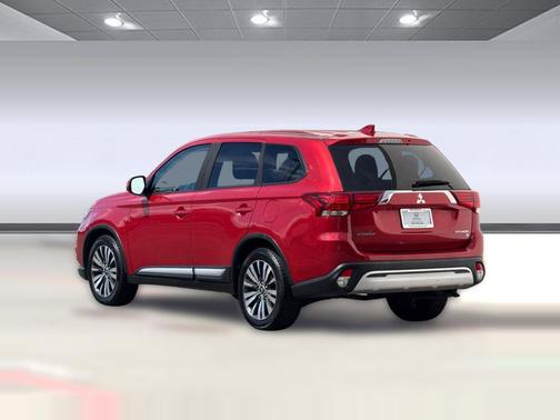 Rally Red Metallic 2019 Mitsubishi Outlander SE
