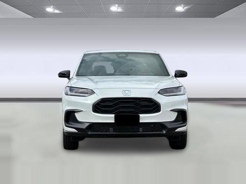 Platinum White Pearl 2027 Honda HR-V Sport