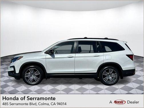 2022 Honda Pilot 2WD Sport