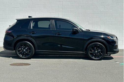 2025 Honda HR-V AWD Sport
