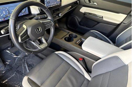 Raven Black 2024 Honda Prologue Touring