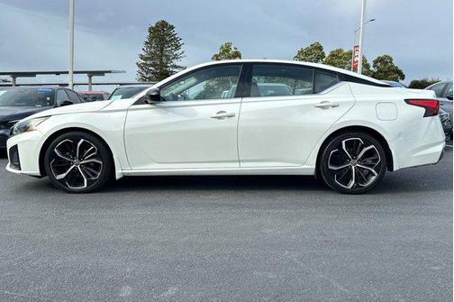 2023 Nissan Altima SR FWD