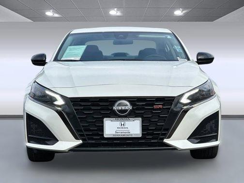 2023 Nissan Altima SR FWD
