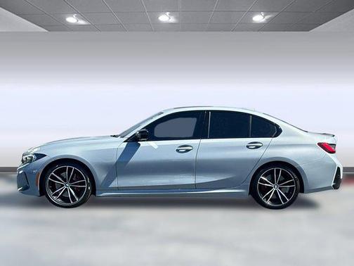 2023 BMW 330 330i