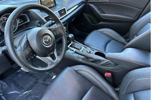2016 Mazda Mazda3 i Grand Touring