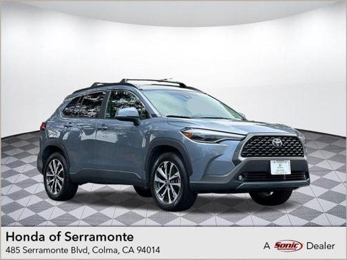 2022 Toyota Corolla Cross XLE