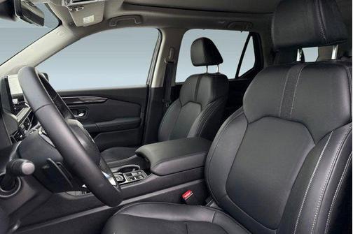 2024 Honda Pilot Touring 8-Passenger