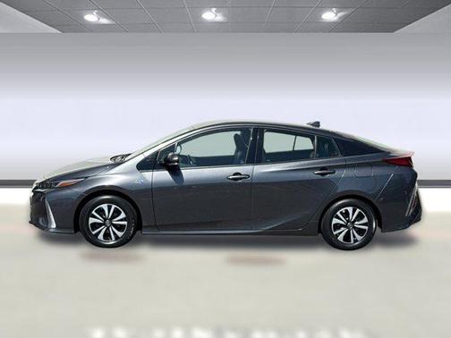 Magnetic Gray Metallic 2018 Toyota Prius Prime Premium