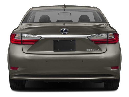 Silver Lining Metallic 2016 Lexus ES 300h Base
