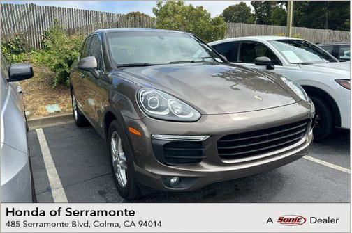 2016 Porsche Cayenne Base