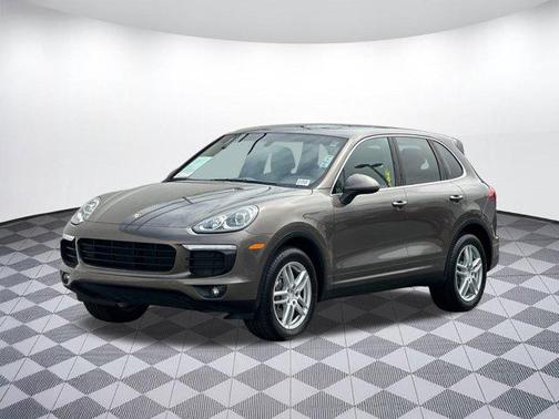 2016 Porsche Cayenne Base