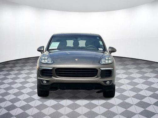2016 Porsche Cayenne Base