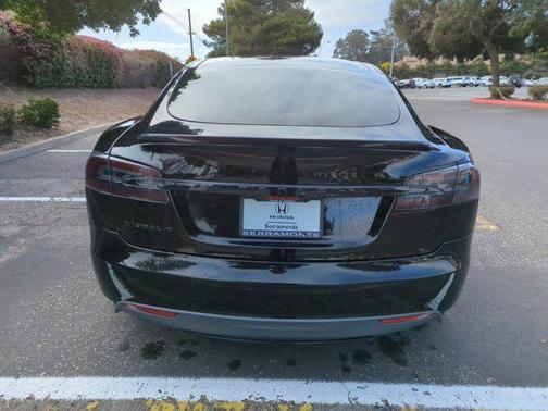 2015 Tesla Model S 70