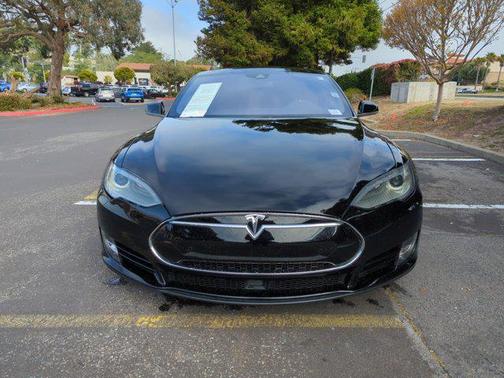 2015 Tesla Model S 70