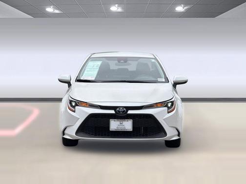 Wind Chill Pearl 2022 Toyota Corolla LE