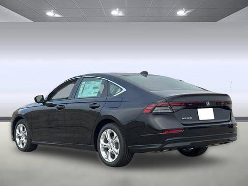 2025 Honda Accord LX 1.5T
