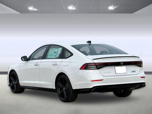 2025 Honda Accord Hybrid Base