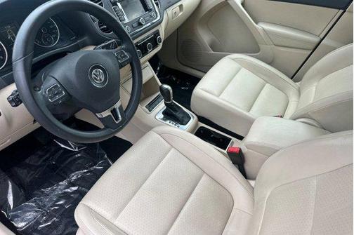 2012 Volkswagen Tiguan SE