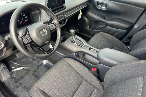 2025 Honda HR-V 2WD Sport