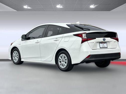 2019 Toyota Prius L
