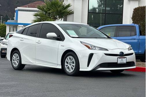 2019 Toyota Prius L