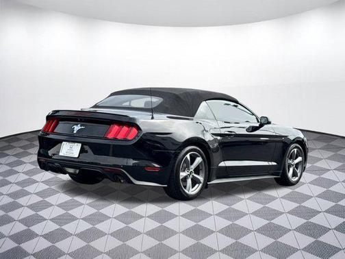 2017 Ford Mustang V6