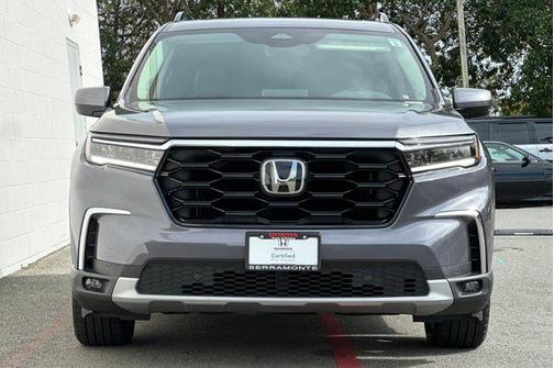 2024 Honda Pilot Touring 8-Passenger