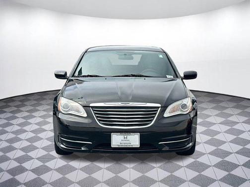 2014 Chrysler 200 LX