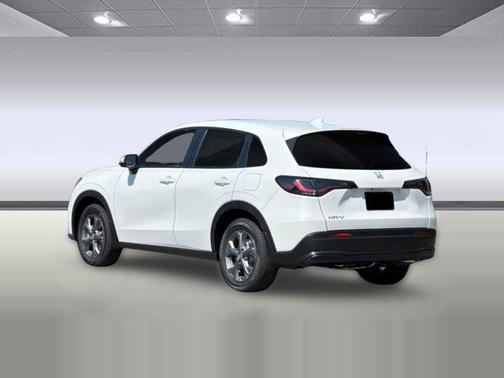 Platinum White Pearl 2027 Honda HR-V LX