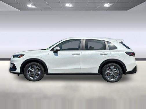 Platinum White Pearl 2027 Honda HR-V LX