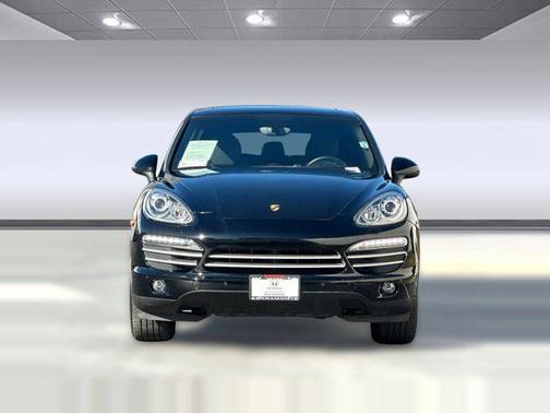 2014 Porsche Cayenne Platinum Edition