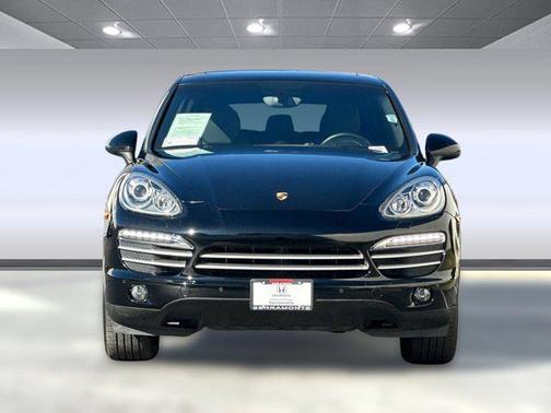 2014 Porsche Cayenne Platinum Edition