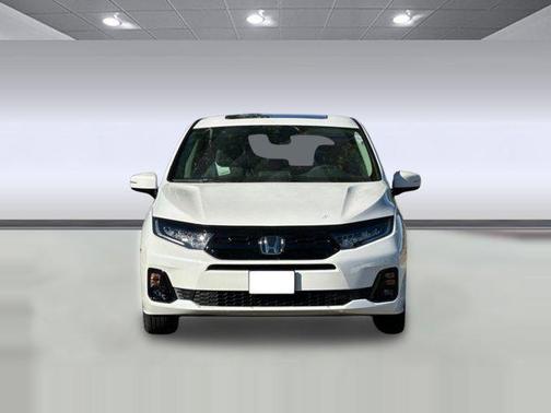 Platinum White Pearl 2026 Honda Odyssey Elite