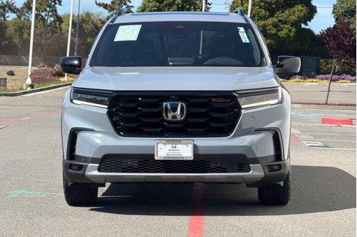 2023 Honda Pilot AWD TrailSport
